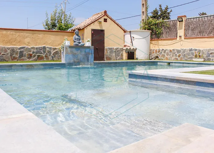 Zahara De 3 Con Piscina Cadix