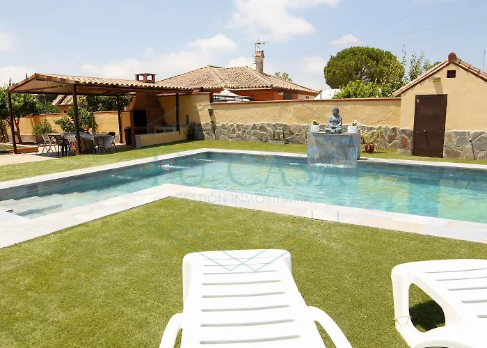 Zahara De 3 Con Piscina シャレー *